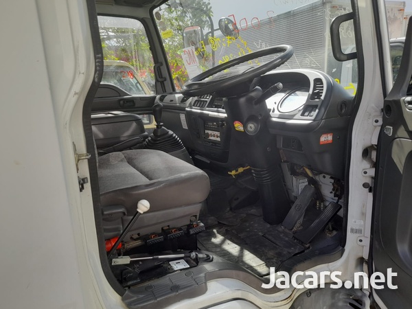 2005 Isuzu Forward Water Truck-3