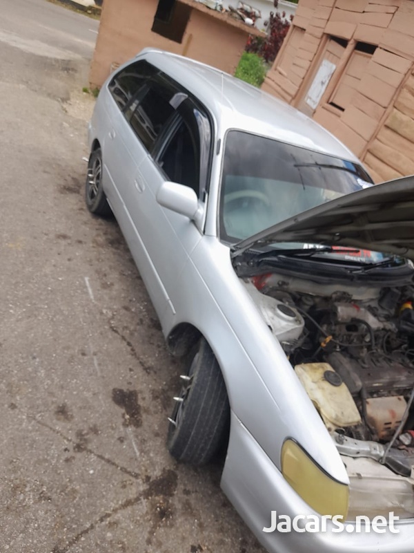 Toyota Corolla 1,5L 1999-3