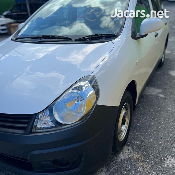 Nissan AD Wagon 1,5L 2016-2