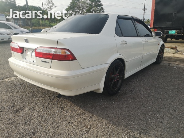 Honda Torneo 2,0L 2002-2