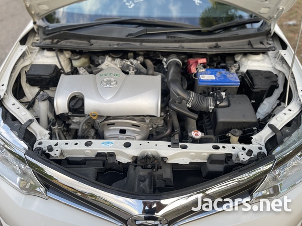 Toyota Fielder 1,5L 2017-10