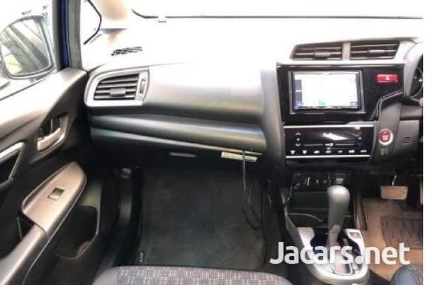 Honda Fit 1,3L 2017-8