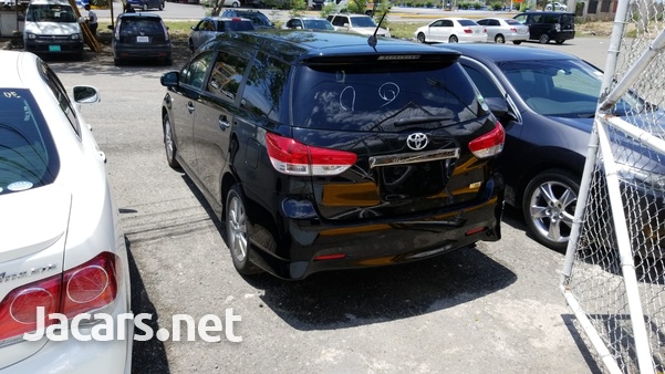 Toyota Wish 1,8L 2012-2