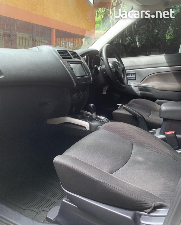 Mitsubishi RVR 1,7L 2011-7