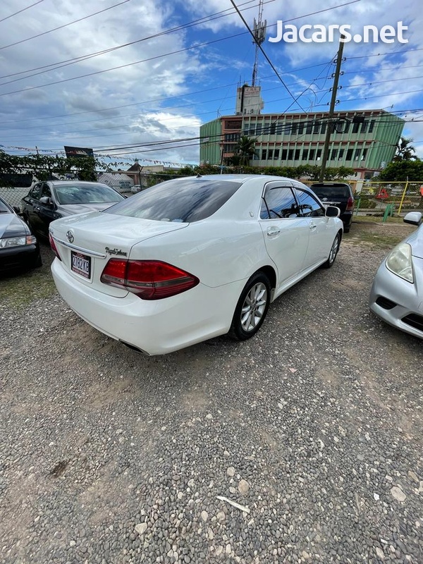 Toyota Crown 3,5L 2011-8