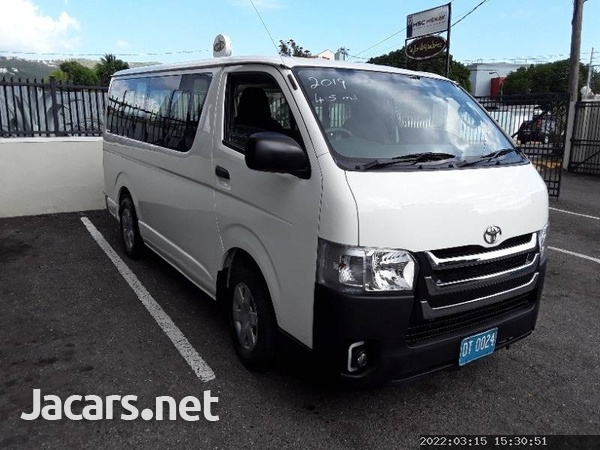 Toyota Hiace 2,0L 2019-1