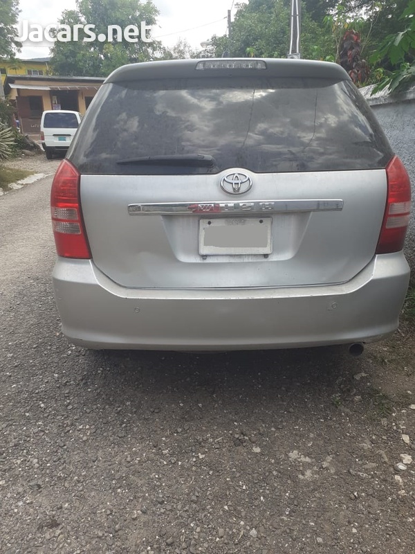 Toyota Wish 1,8L 2005-8