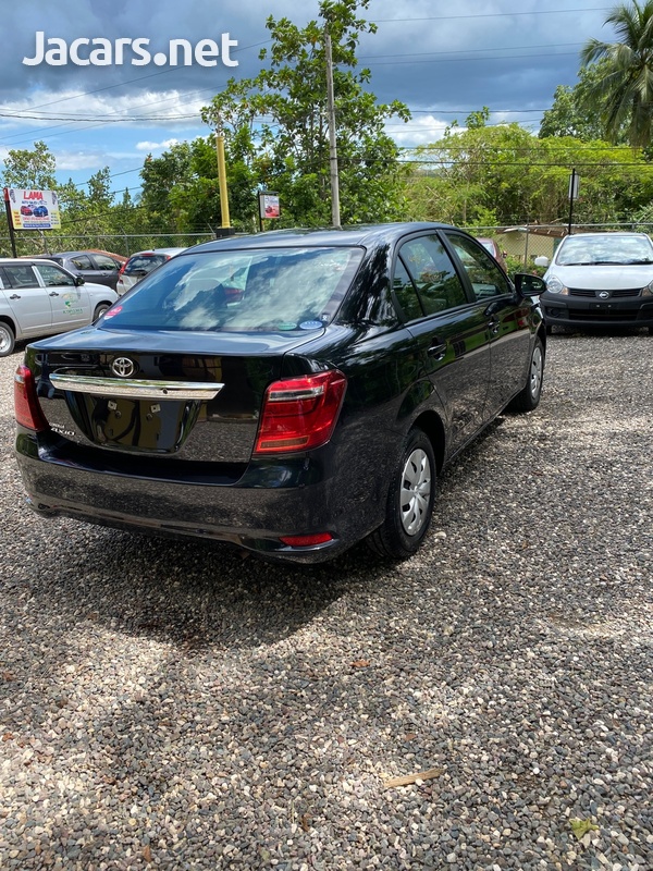 Toyota Axio 1,3L 2016-9