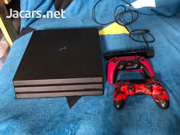 PS4 PRO console-2