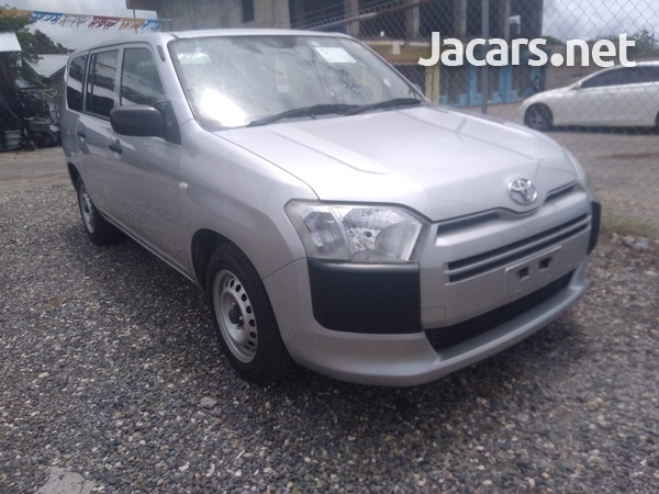 Toyota Probox 1,5L 2017-3