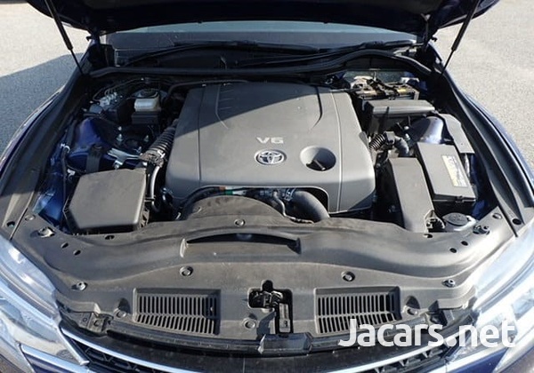 Toyota Mark X 2,5L 2017-7