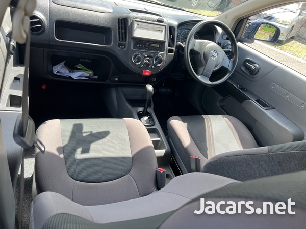 Nissan AD Wagon 1,5L 2016-9