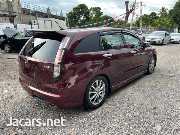 Honda Stream 2,0L 2013-5