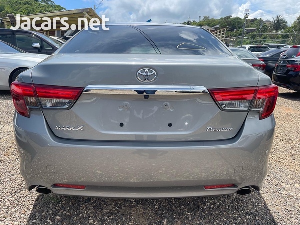 Toyota Mark X 2,5L 2013