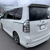 Toyota Voxy 2,0L 2013 Toyota Voxy 2,0L 2013