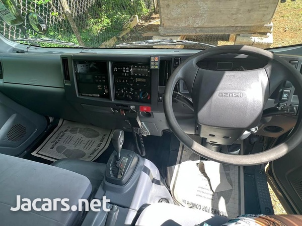 2016 ELF ISUZU Freezer 5 Ton-5