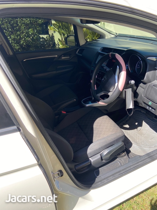 Honda Fit 1,3L 2016-8