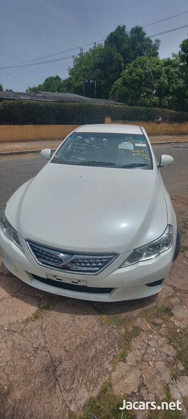 Toyota Mark X 2,5L 2012-2