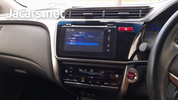 Honda Grace 1,5L 2016-8