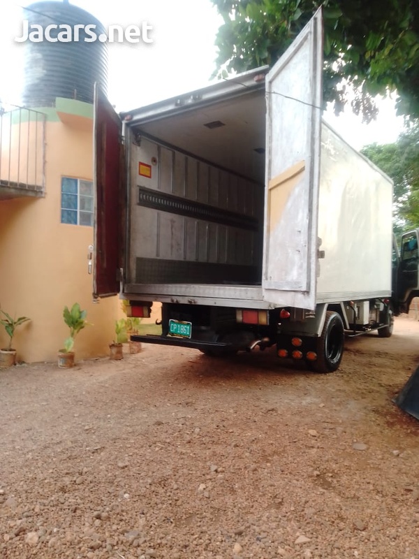 1999 Isuzu Truck-2