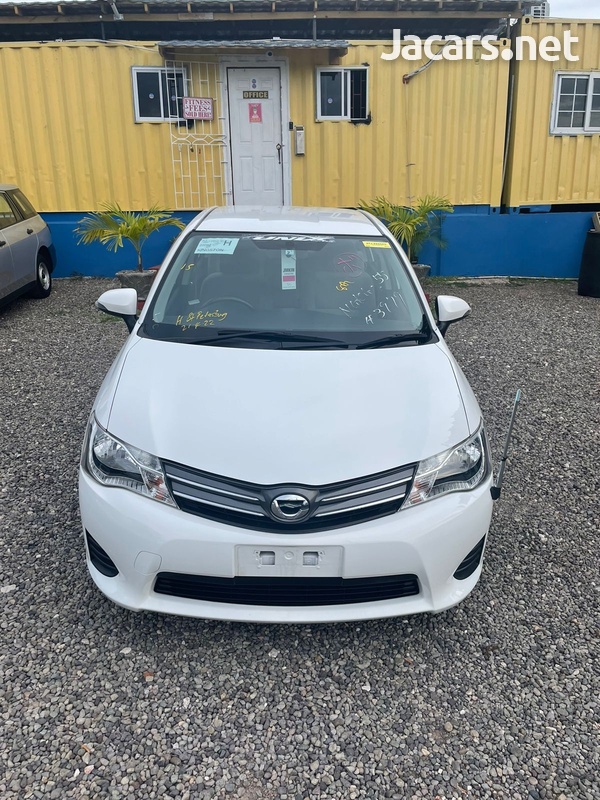 Toyota Axio 1,5L 2013-8