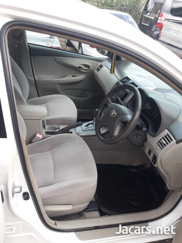 Toyota Axio 1,8L 2011-8