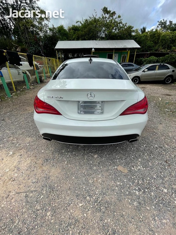 Mercedes-Benz CLA-Class 2,5L 2014-11