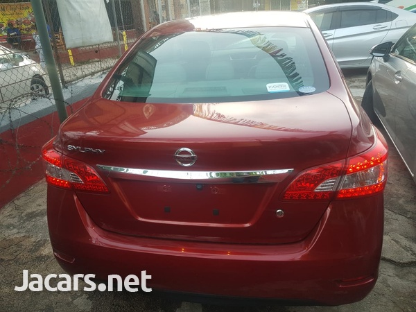 Nissan Sylphy 2,0L 2016-9