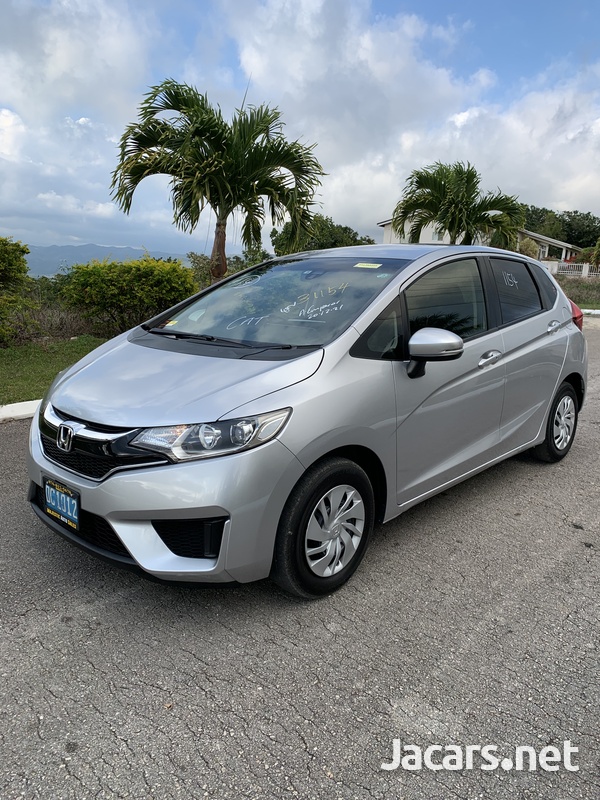 Honda Fit 1,3L 2016-13