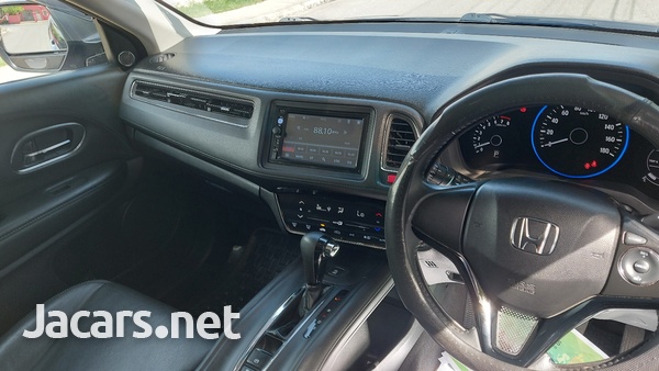 Honda Vezel 1,5L 2015-7