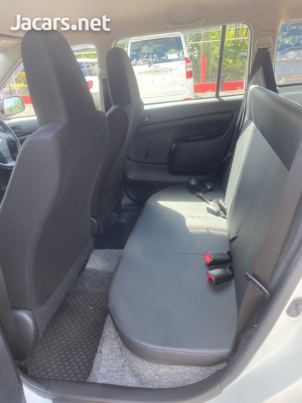 Toyota Probox 1,5L 2016-11