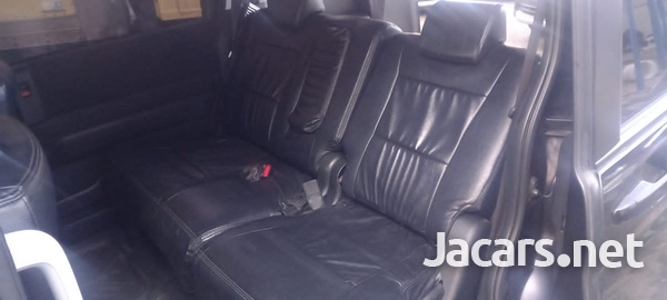 Honda Stepwgn Spada 2,0L 2010-7