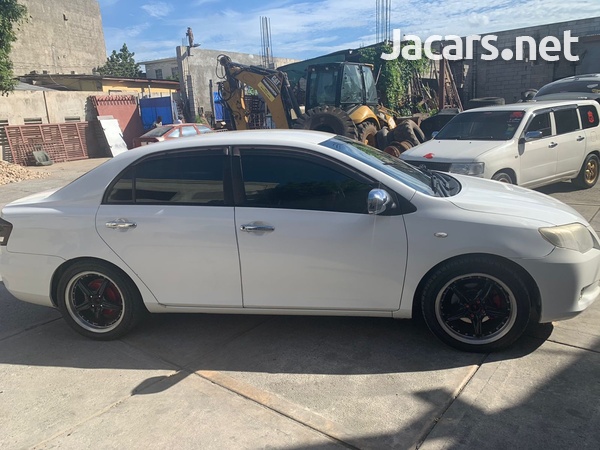 Toyota Axio 1,5L 2012-11