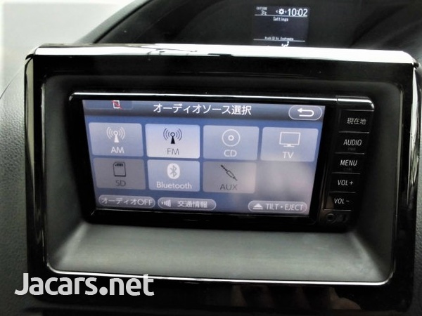 Toyota Voxy 2,0L 2016-13