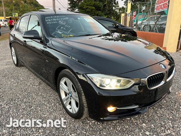 BMW 3-Series 2,0L 2012-3