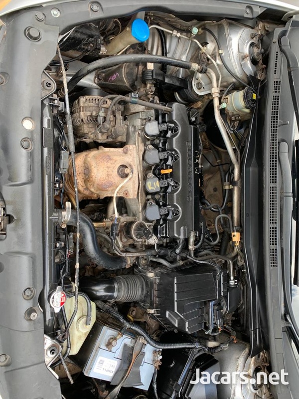 Honda Stream 1,8L 2010-8