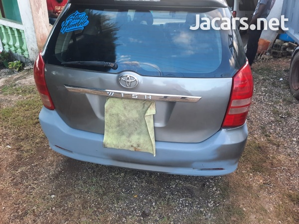 Toyota Wish 1,8L 2005-1