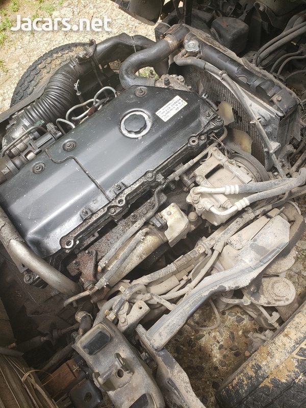Nissan Atlas-10