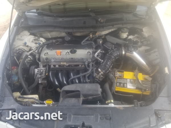 Honda Accord 2,0L 2008-6