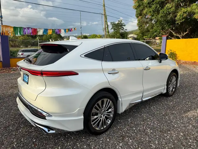 Toyota Harrier 2,0L 2021, Saint Elizabeth - 5