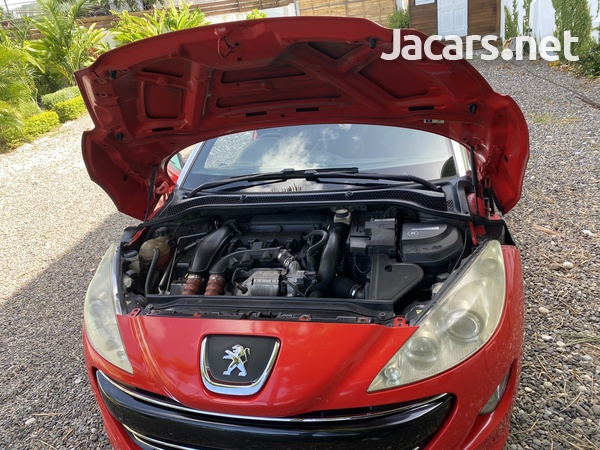 Peugeot RCZ 1,6L 2011-4