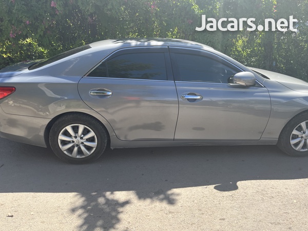Toyota Mark X 2,5L 2013-3