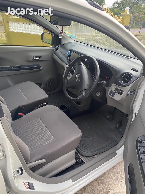 Daihatsu MIRA 0,7L 2014-3