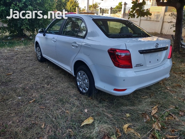 Toyota Axio 1,5L 2016-6
