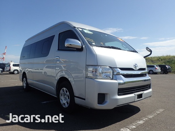 Toyota Hiace 2,7L 2014-8
