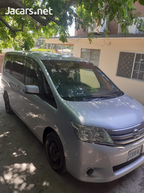 Nissan Serena 1,8L 2012-1