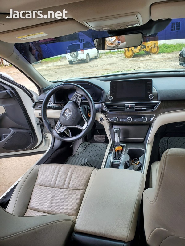 Honda Accord 2,0L 2018-5