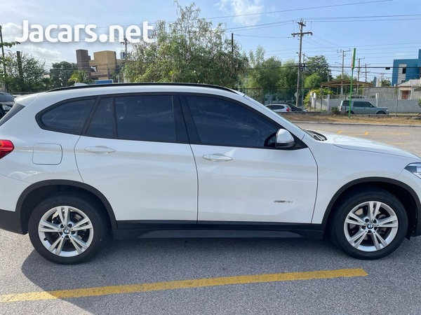 BMW X1 2,0L 2018-1