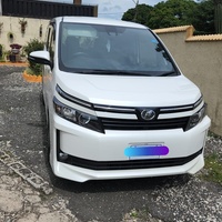 Toyota Voxy 2,0L 2016 Toyota Voxy 2,0L 2016