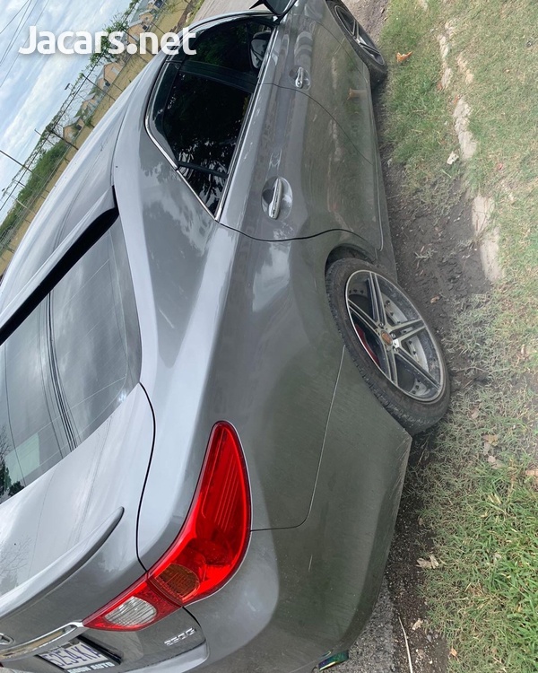 Toyota Mark X 2,5L 2011-1